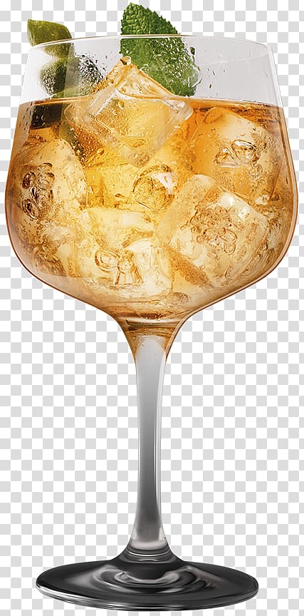 Cocktail Ginger ale Whiskey Chivas Regal Scotch whisky, ginger ale transparent background PNG clipart