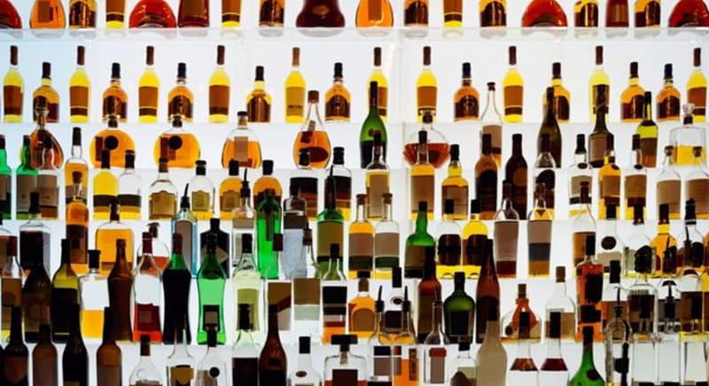 Distilled beverage Wine Gin Bar Bottle, alcohol transparent background PNG clipart