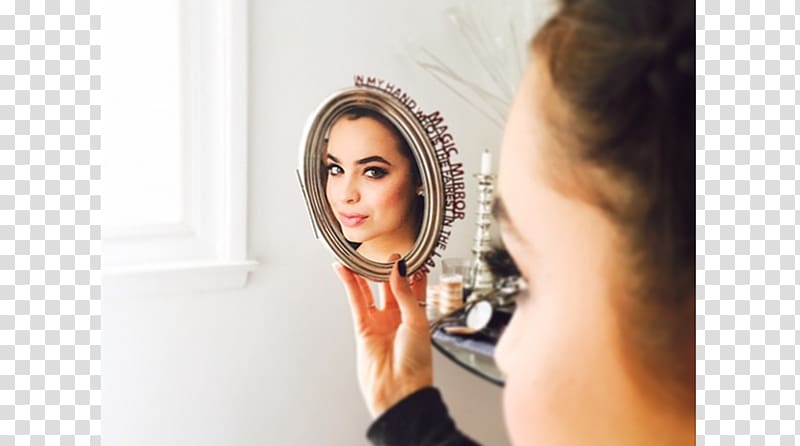 Sofia Carson Descendants Evie Magic Mirror Evil Queen, mirror transparent background PNG clipart