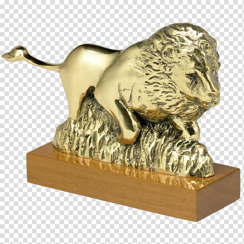 Bronze sculpture Lion Figurine Trophy, lion transparent background PNG clipart