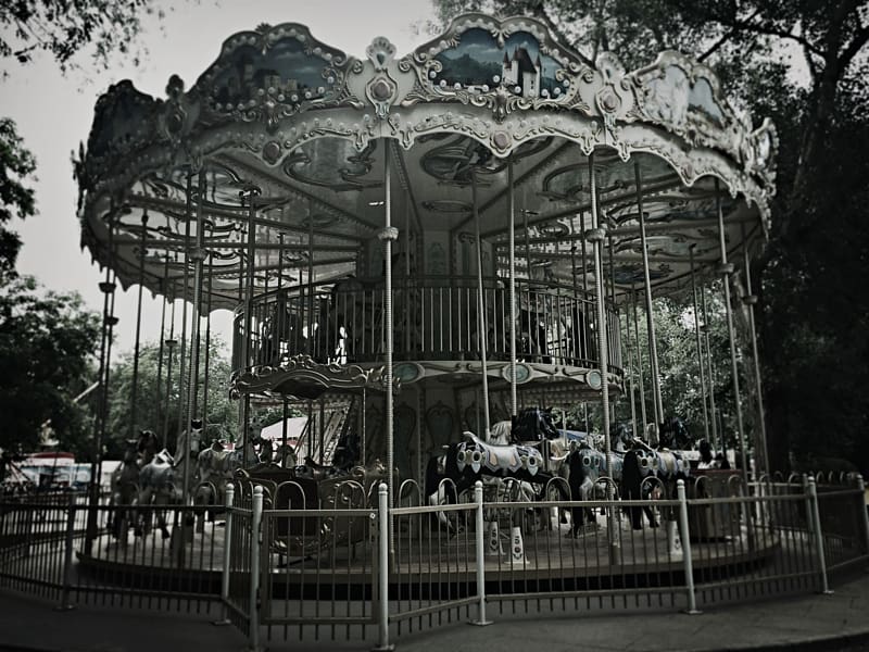 Amusement park Carousel Traveling carnival Ferris wheel, Carousel transparent background PNG clipart