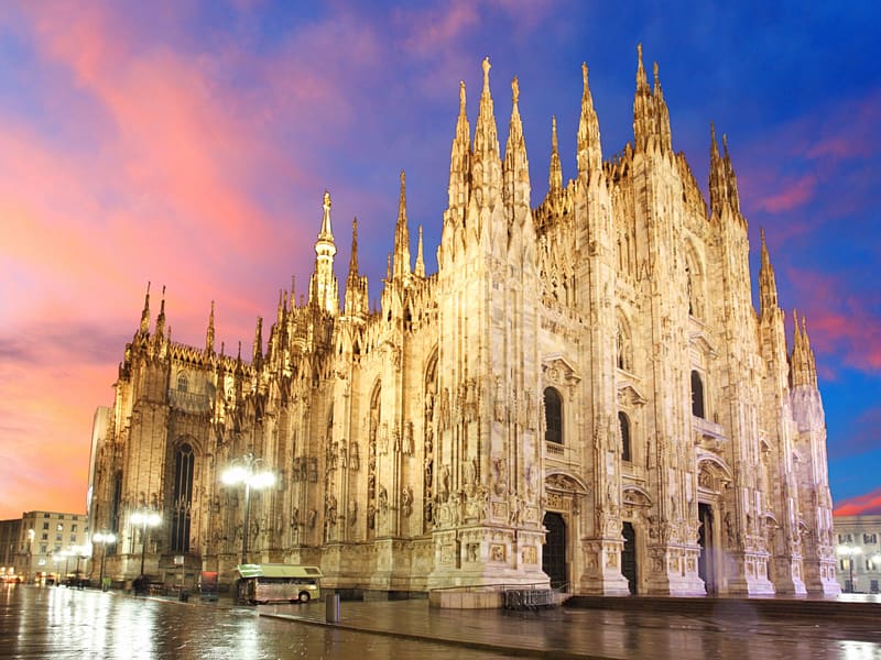 Milan Cathedral Galleria Vittorio Emanuele II La Scala Notre-Dame de Paris, Cathedral transparent background PNG clipart