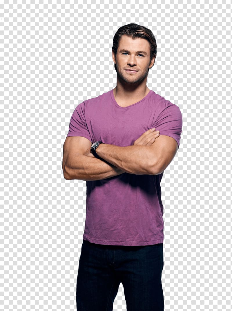 Chris Hemsworth standing while wearing maroon crew-neck t-shirt, Chris Hemsworth Purple Tshirt transparent background PNG clipart